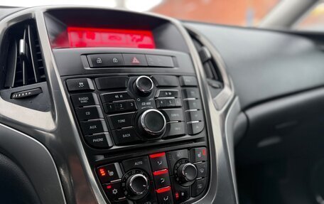 Opel Astra J, 2011 год, 779 000 рублей, 11 фотография