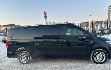 Mercedes-Benz V-Класс, 2018 год, 4 800 000 рублей, 3 фотография