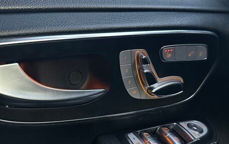 Mercedes-Benz V-Класс, 2018 год, 4 800 000 рублей, 18 фотография