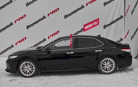 Toyota Camry, 2019 год, 3 450 000 рублей, 7 фотография