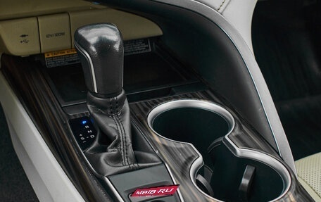 Toyota Camry, 2019 год, 3 450 000 рублей, 17 фотография