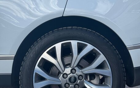 Land Rover Range Rover IV рестайлинг, 2021 год, 9 фотография