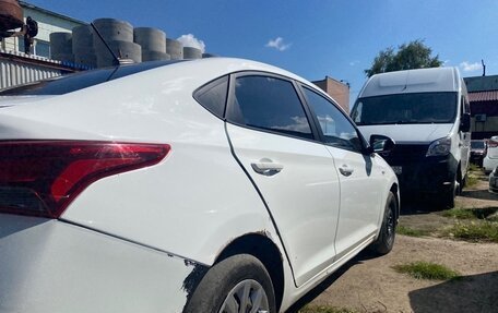 Hyundai Solaris II рестайлинг, 2020 год, 640 000 рублей, 10 фотография