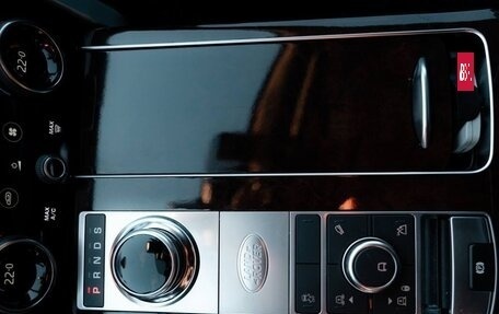 Land Rover Range Rover IV рестайлинг, 2021 год, 15 фотография