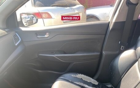 Hyundai Solaris II рестайлинг, 2020 год, 640 000 рублей, 26 фотография