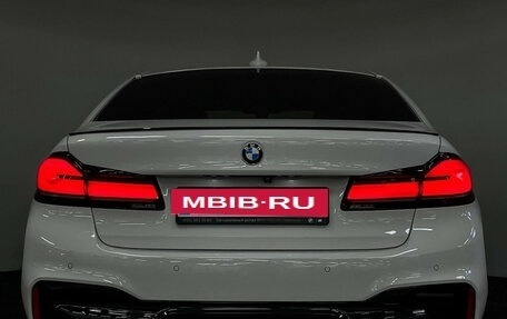 BMW 5 серия, 2019 год, 4 490 000 рублей, 29 фотография