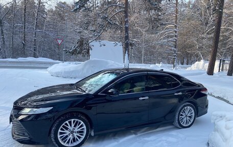 Toyota Camry, 2018 год, 2 650 000 рублей, 7 фотография