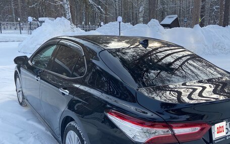 Toyota Camry, 2018 год, 2 650 000 рублей, 8 фотография