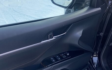 Toyota Camry, 2018 год, 2 650 000 рублей, 14 фотография