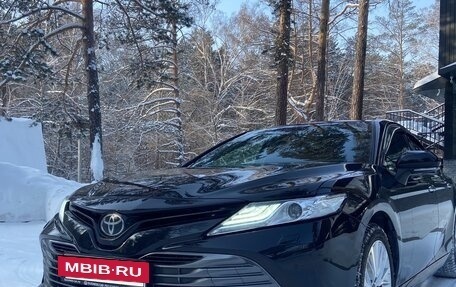Toyota Camry, 2018 год, 2 650 000 рублей, 5 фотография