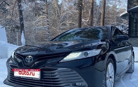 Toyota Camry, 2018 год, 2 650 000 рублей, 6 фотография