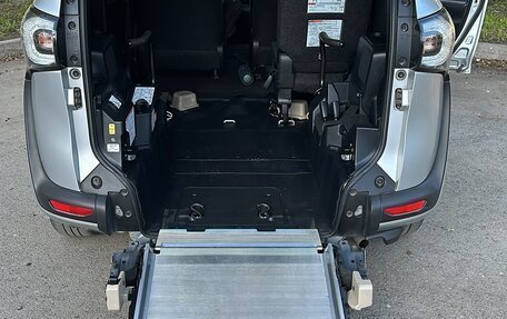 Toyota Sienta II, 2017 год, 1 380 000 рублей, 5 фотография