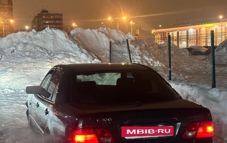 Mercedes-Benz E-Класс, 1996 год, 250 000 рублей, 9 фотография