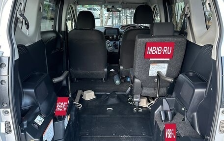 Toyota Sienta II, 2017 год, 1 380 000 рублей, 6 фотография