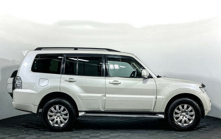 Mitsubishi Pajero IV, 2013 год, 1 997 000 рублей, 4 фотография