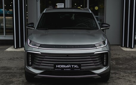 CheryExeed TXL, 2024 год, 4 290 000 рублей, 2 фотография