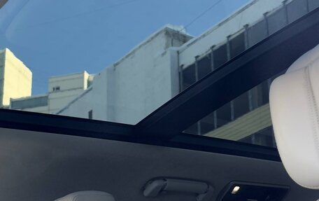 Land Rover Range Rover IV рестайлинг, 2019 год, 10 000 000 рублей, 13 фотография