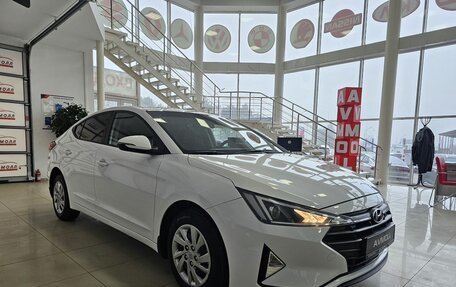 Hyundai Elantra VI рестайлинг, 2019 год, 1 945 000 рублей, 4 фотография