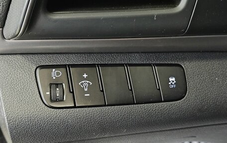 Hyundai Elantra VI рестайлинг, 2019 год, 1 945 000 рублей, 12 фотография