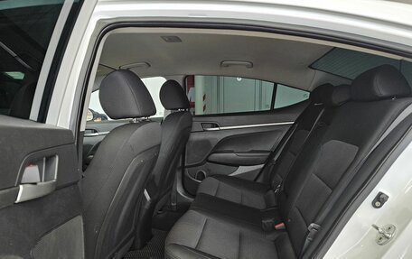 Hyundai Elantra VI рестайлинг, 2019 год, 1 945 000 рублей, 15 фотография