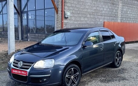 Volkswagen Jetta VI, 2010 год, 680 000 рублей, 1 фотография