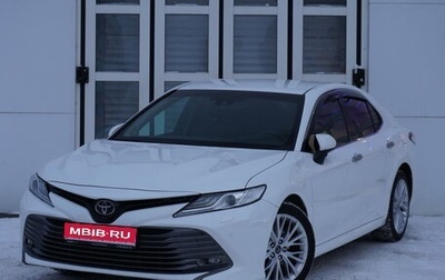 Toyota Camry, 2019 год, 2 880 000 рублей, 1 фотография