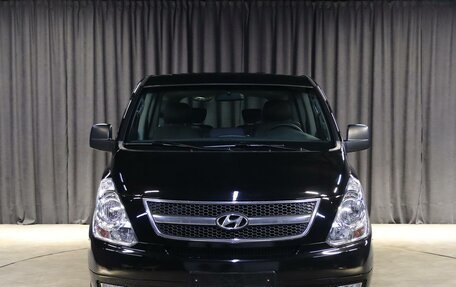 Hyundai Grand Starex Grand Starex I рестайлинг 2, 2009 год, 1 049 000 рублей, 2 фотография