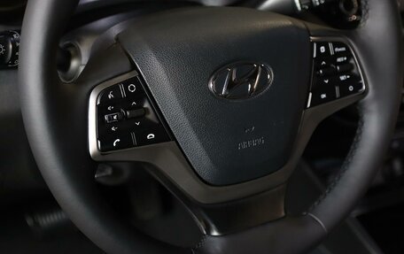Hyundai Solaris II рестайлинг, 2021 год, 1 399 000 рублей, 8 фотография
