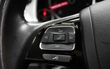 Volkswagen Touareg III, 2017 год, 2 999 000 рублей, 22 фотография