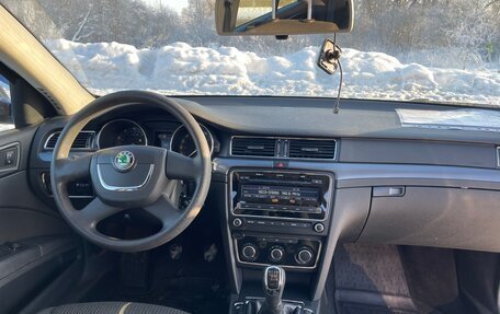 Skoda Superb III рестайлинг, 2011 год, 745 000 рублей, 8 фотография