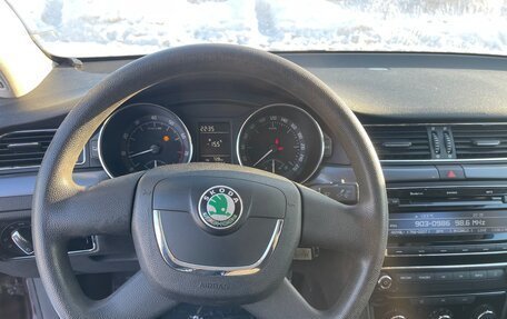 Skoda Superb III рестайлинг, 2011 год, 745 000 рублей, 7 фотография