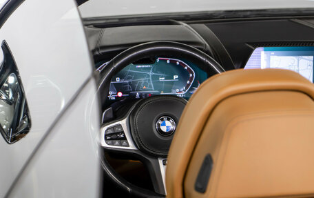 BMW 8 серия, 2019 год, 7 400 000 рублей, 16 фотография