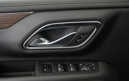 Chevrolet Suburban, 2023 год, 13 390 404 рублей, 16 фотография