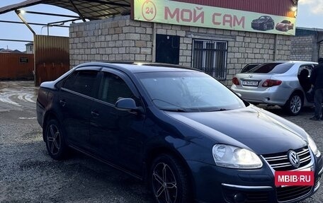 Volkswagen Jetta VI, 2010 год, 680 000 рублей, 5 фотография