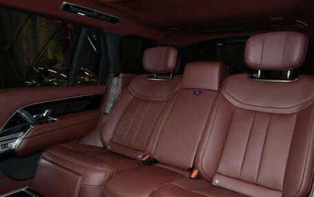 Land Rover Range Rover IV рестайлинг, 2025 год, 24 980 000 рублей, 38 фотография