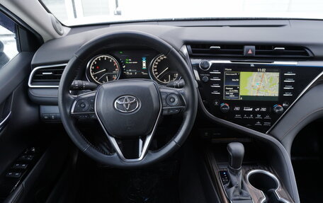 Toyota Camry, 2019 год, 2 880 000 рублей, 12 фотография