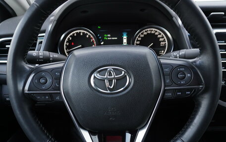 Toyota Camry, 2019 год, 2 880 000 рублей, 14 фотография