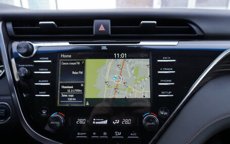 Toyota Camry, 2019 год, 2 880 000 рублей, 20 фотография