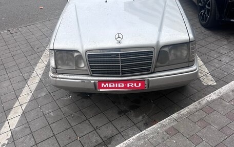Mercedes-Benz W124, 1990 год, 270 000 рублей, 1 фотография