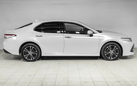 Toyota Camry, 2020 год, 3 125 000 рублей, 4 фотография