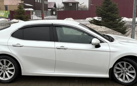 Toyota Camry, 2018 год, 2 870 000 рублей, 2 фотография