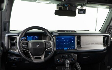 Ford Bronco, 2022 год, 9 397 888 рублей, 8 фотография