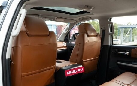 Toyota Tundra II, 2014 год, 5 699 800 рублей, 12 фотография