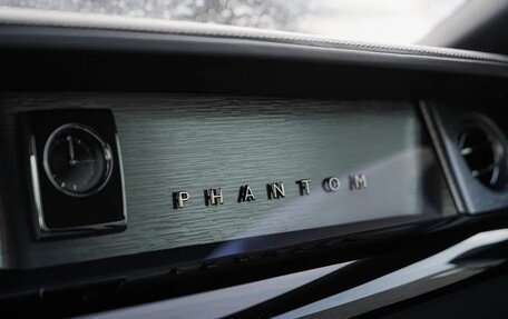 Rolls-Royce Phantom VIII, 2019 год, 42 800 000 рублей, 14 фотография