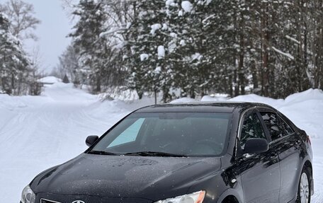 Toyota Camry, 2008 год, 1 000 000 рублей, 1 фотография