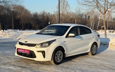 KIA Rio IV, 2018 год, 940 000 рублей, 1 фотография