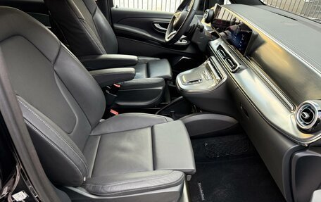 Mercedes-Benz V-Класс, 2024 год, 11 500 000 рублей, 4 фотография