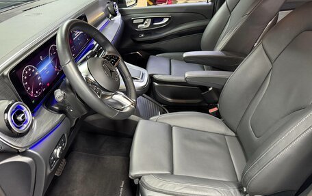 Mercedes-Benz V-Класс, 2024 год, 11 500 000 рублей, 22 фотография