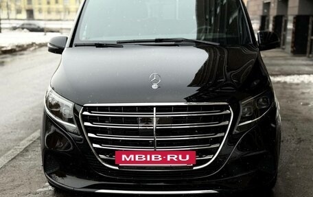 Mercedes-Benz V-Класс, 2024 год, 11 500 000 рублей, 38 фотография