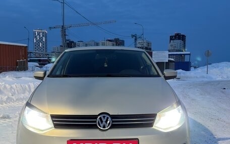 Volkswagen Polo VI (EU Market), 2012 год, 610 000 рублей, 2 фотография